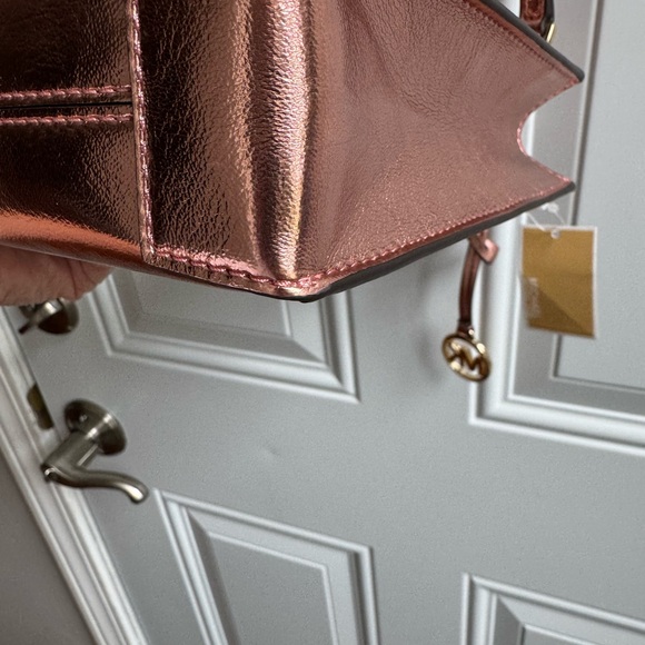Michael Kors Metallic Rose Gold Purse - Picture 7 of 11